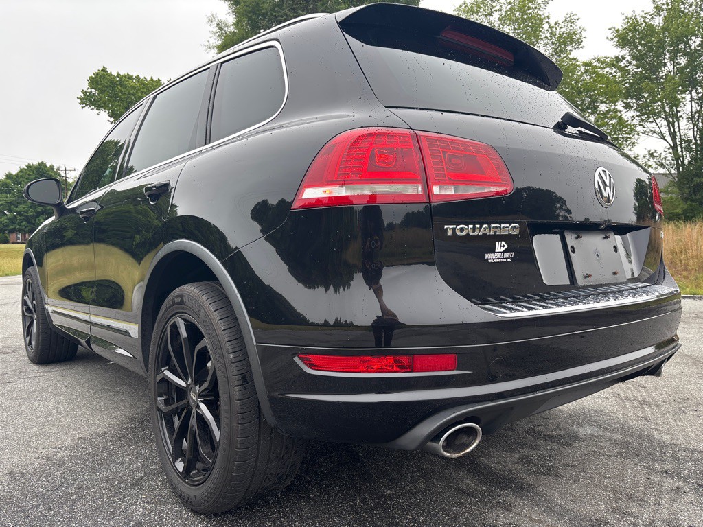 2014 Volkswagen Touareg Image 3
