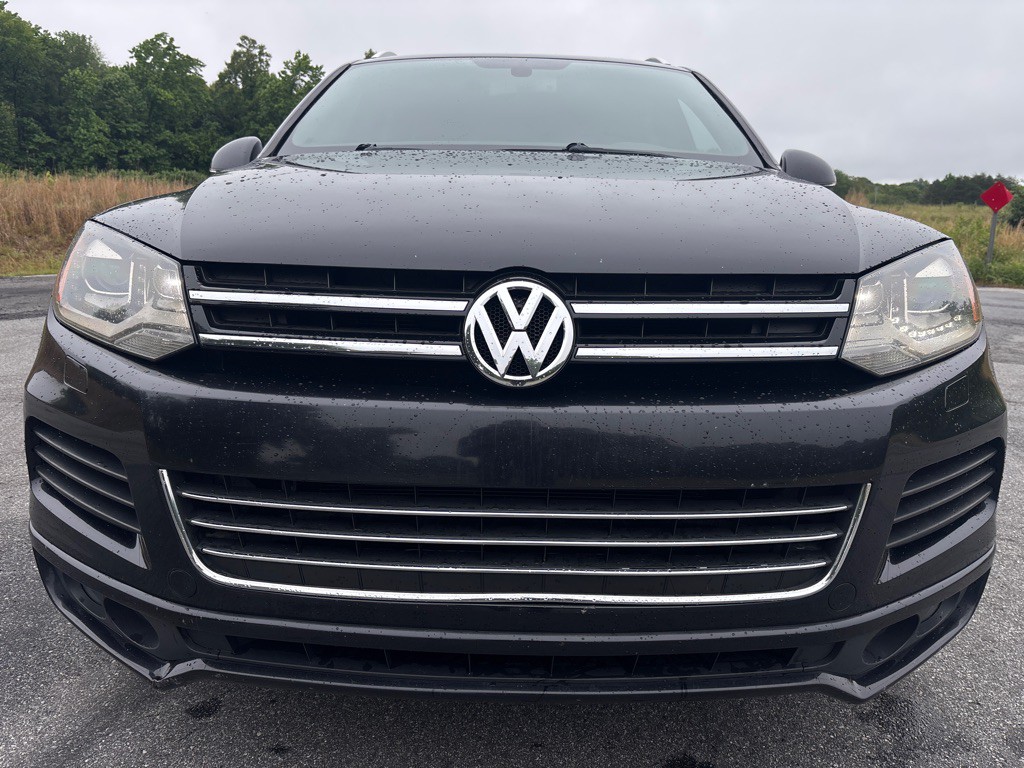2014 Volkswagen Touareg Image 8