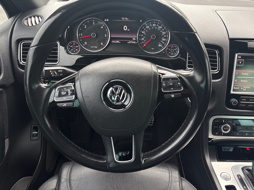 2014 Volkswagen Touareg Image 14