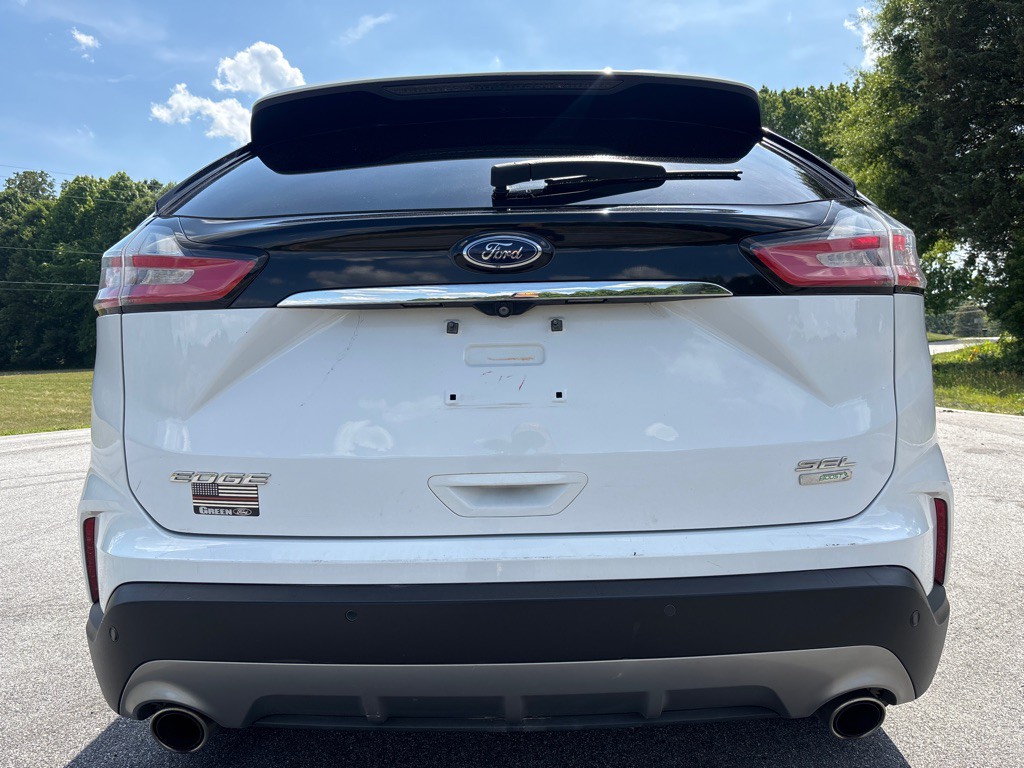 2019 Ford Edge Image 4