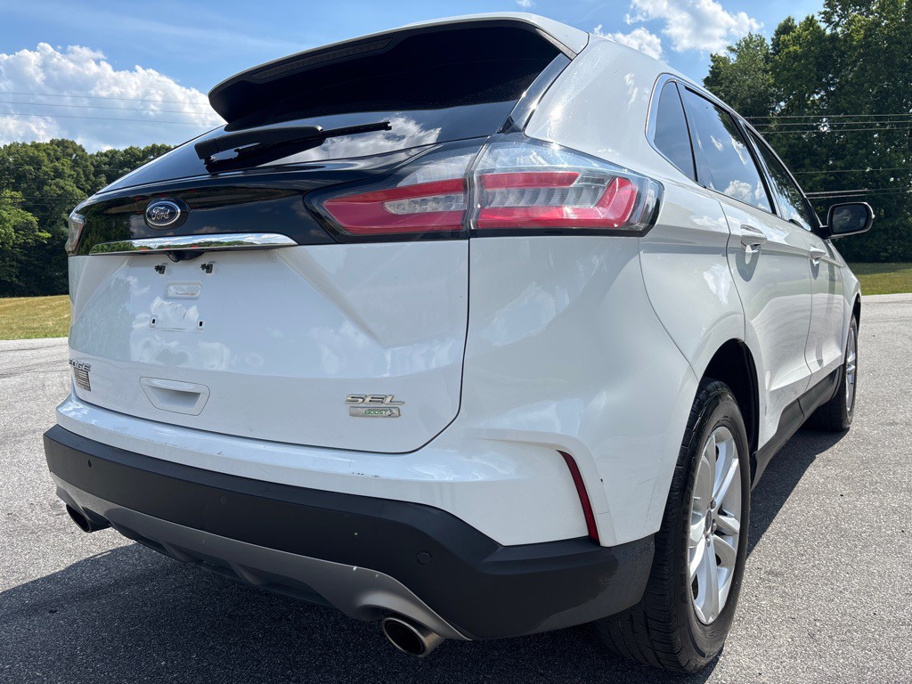 2019 Ford Edge Image 5