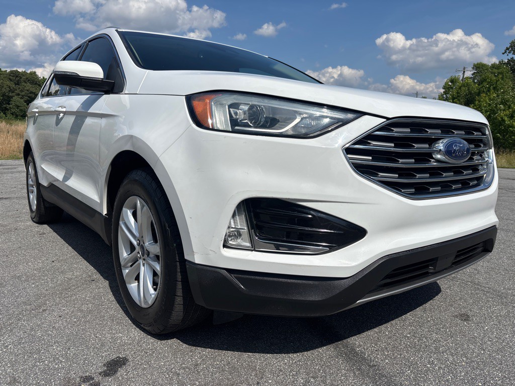 2019 Ford Edge Image 7