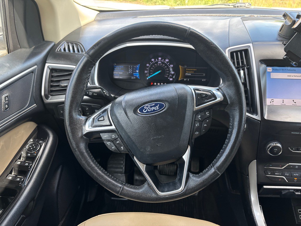 2019 Ford Edge Image 14