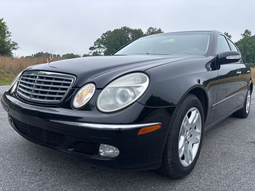 2003 Mercedes-Benz E-Class Image 1