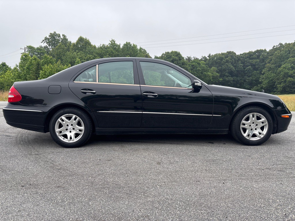 2003 Mercedes-Benz E-Class Image 6