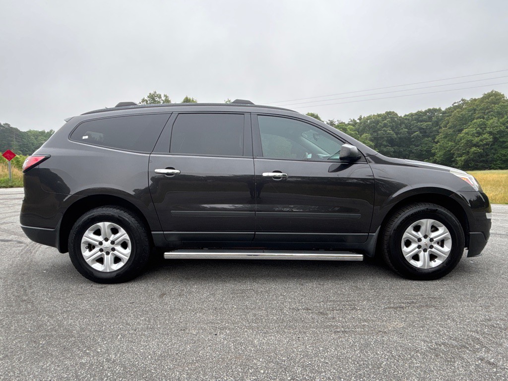 2017 Chevrolet Traverse Image 6