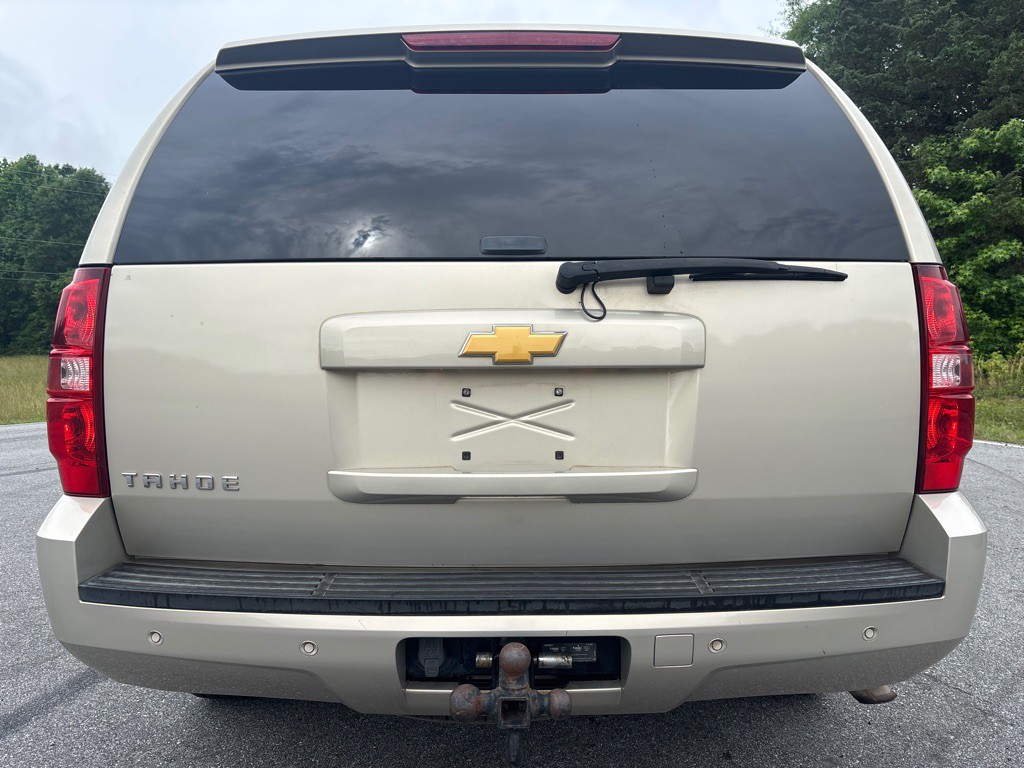 2010 Chevrolet Tahoe Image 4