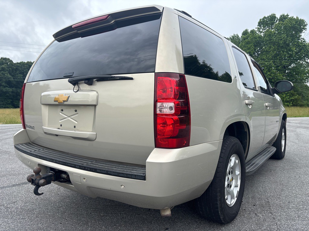 2010 Chevrolet Tahoe Image 5