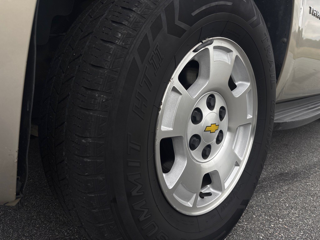 2010 Chevrolet Tahoe Image 9