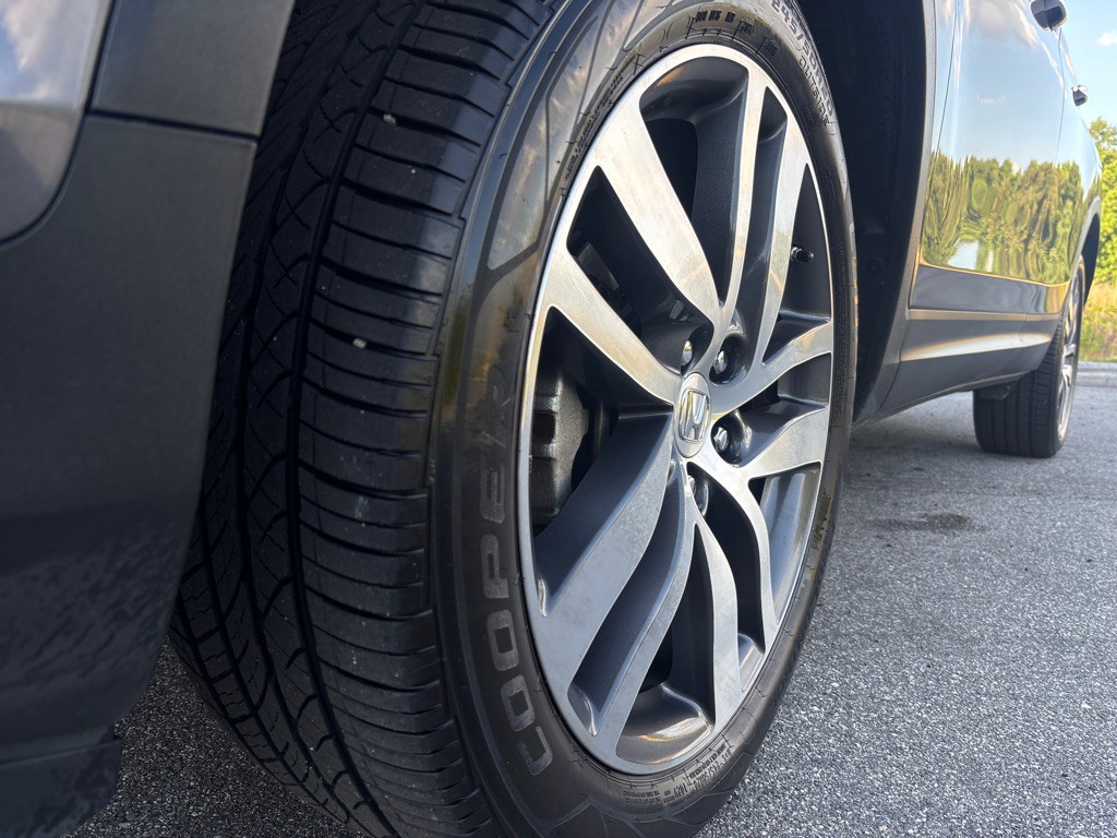 2018 Honda Pilot Image 9