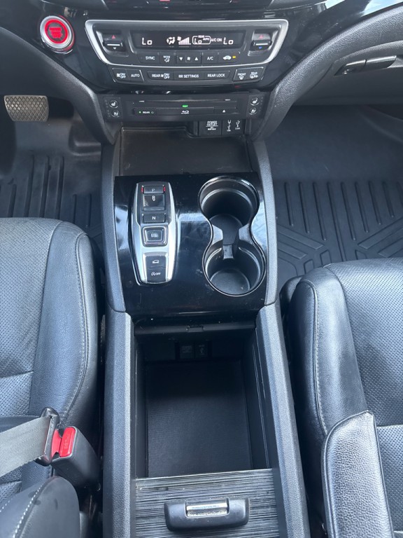 2018 Honda Pilot Image 18