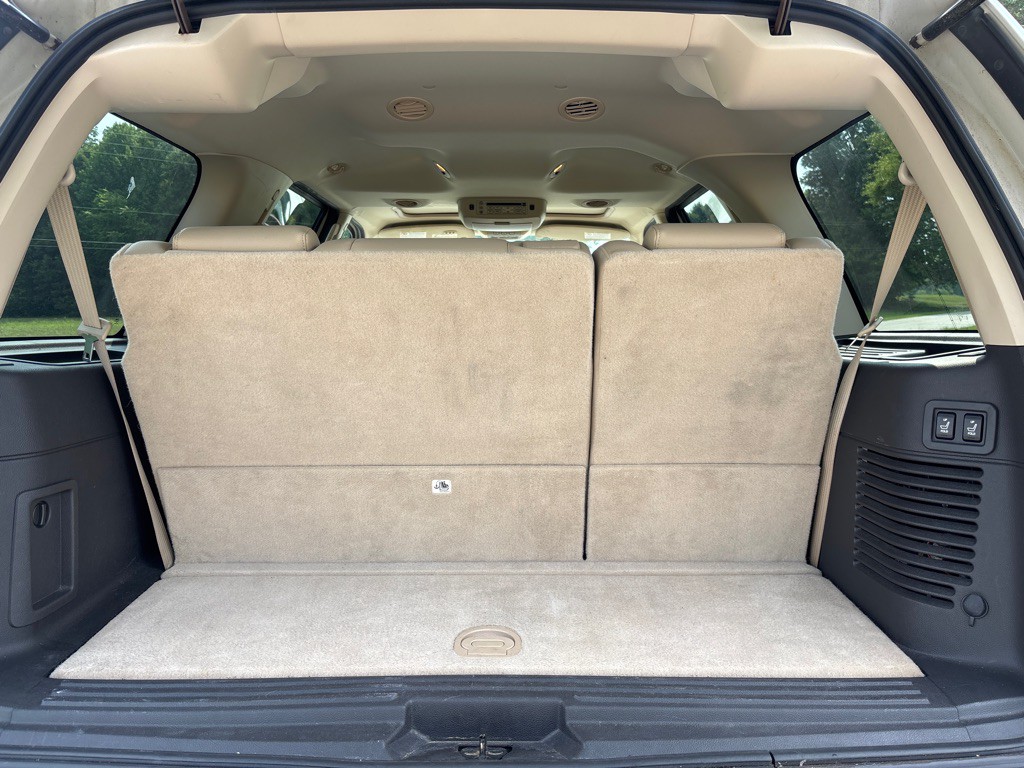 2006 Lincoln Navigator Image 11