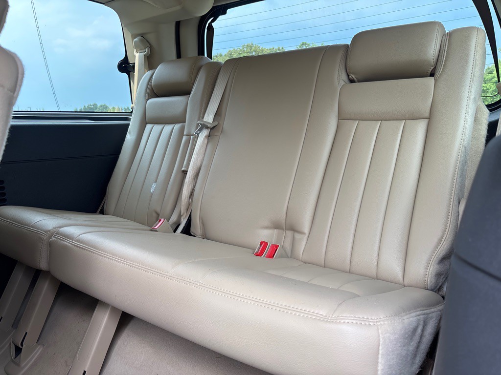 2006 Lincoln Navigator Image 14