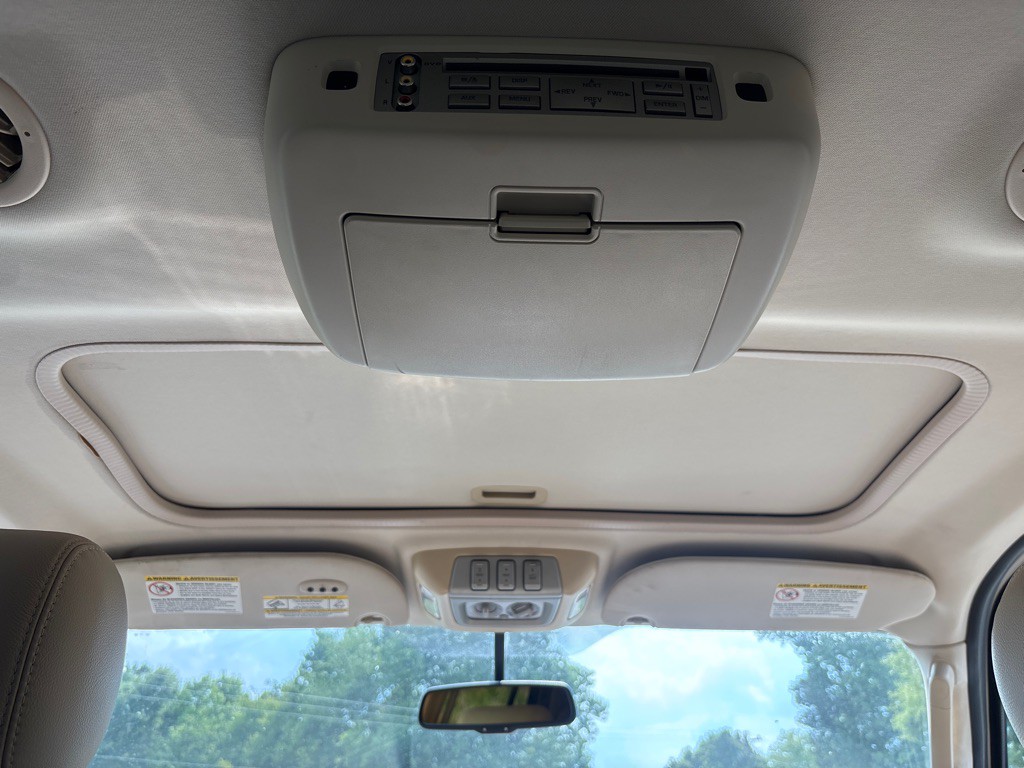 2006 Lincoln Navigator Image 18