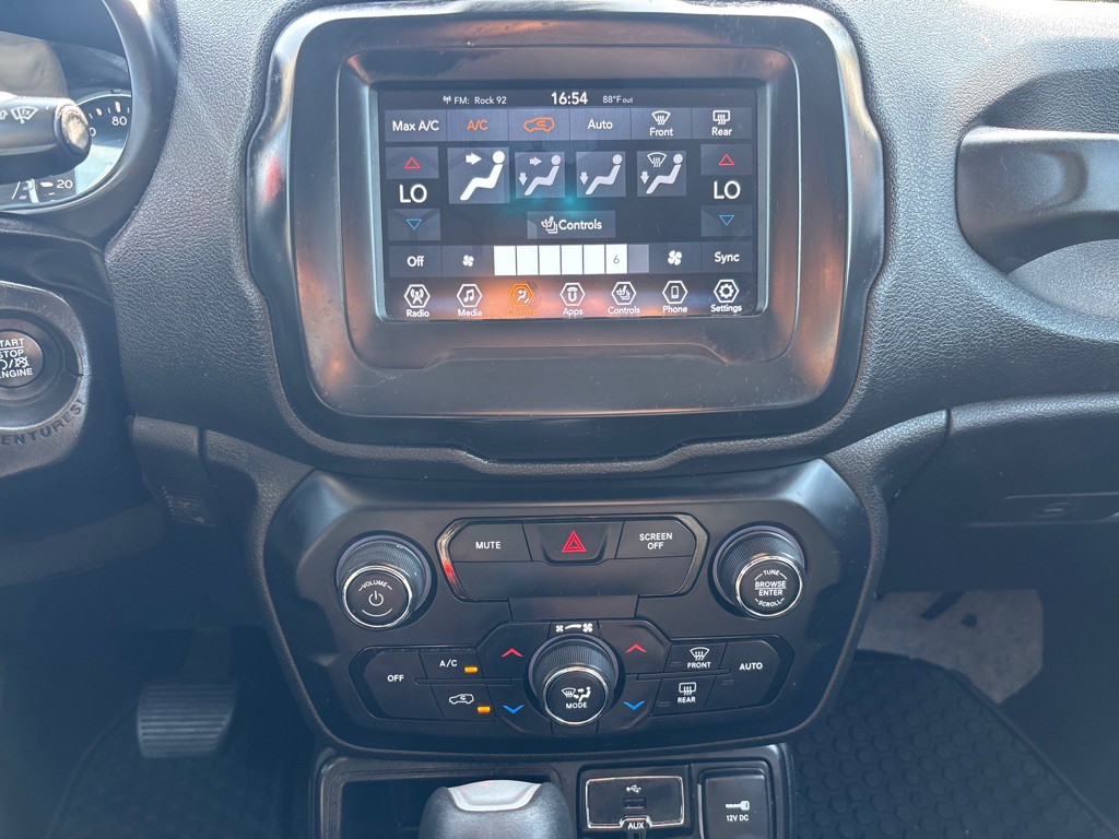 2018 Jeep Renegade Image 17