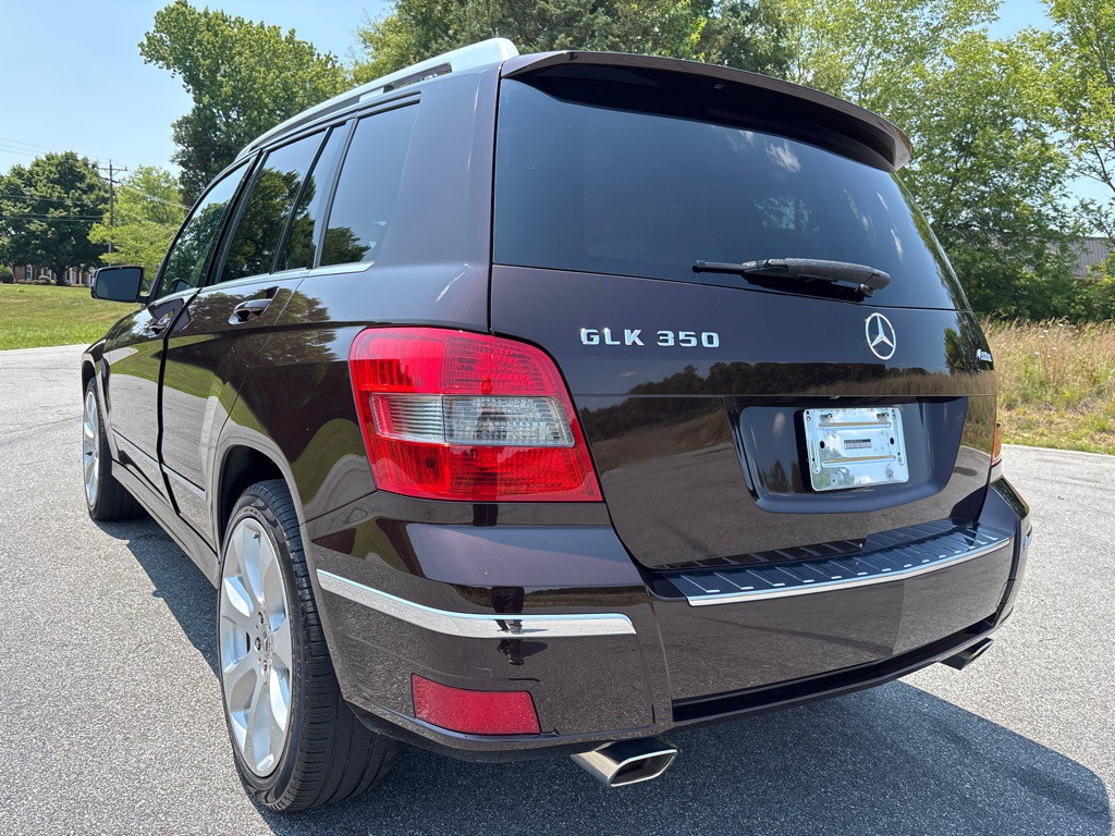 2011 Mercedes-Benz GLK-Class Image 3