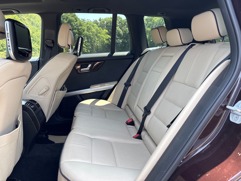 2011 Mercedes-Benz GLK-Class Image 18