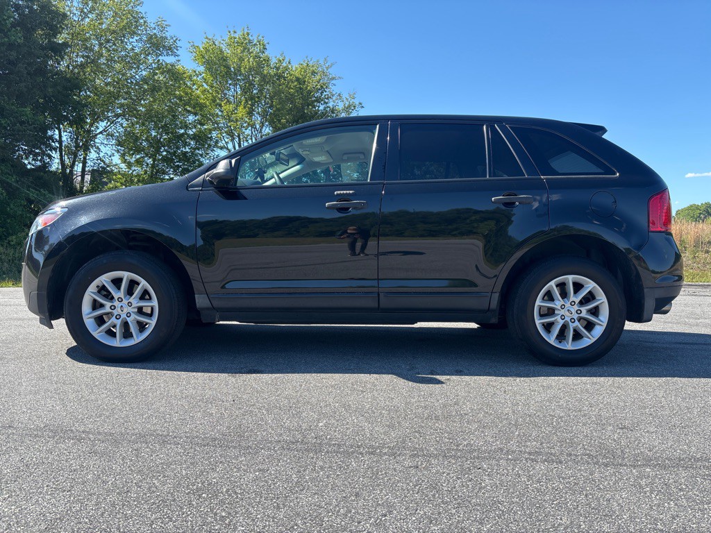 2014 Ford Edge Image 2