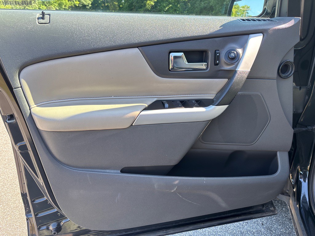 2014 Ford Edge Image 11