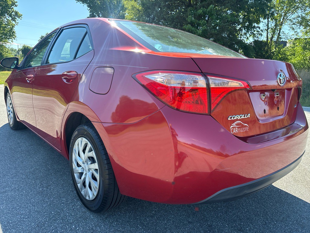 2018 Toyota Corolla Image 3