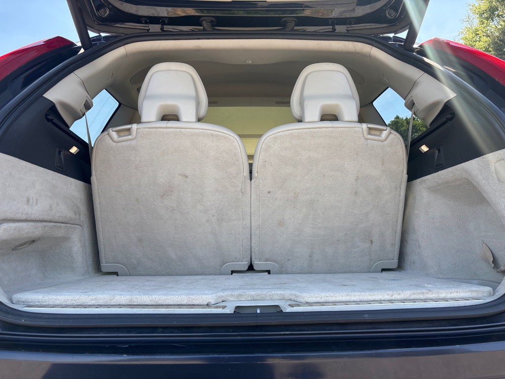2016 Volvo XC90 Image 10