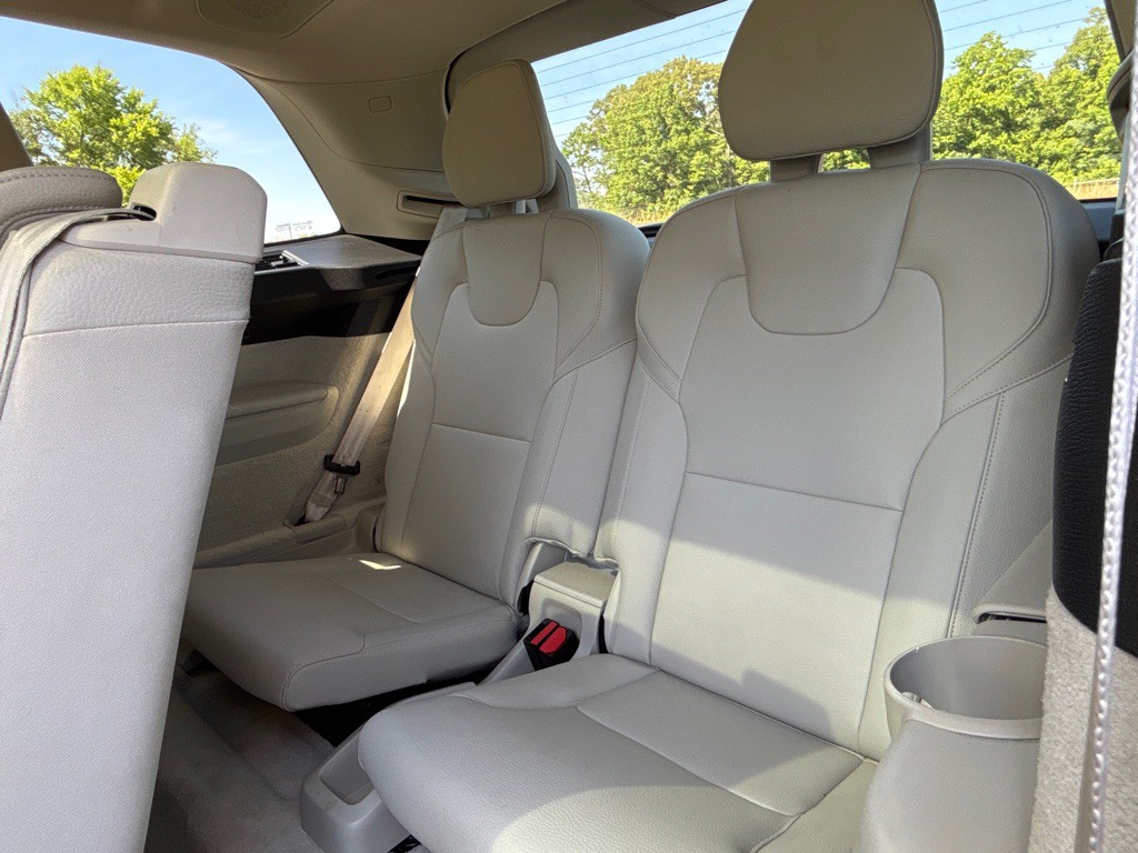 2016 Volvo XC90 Image 14