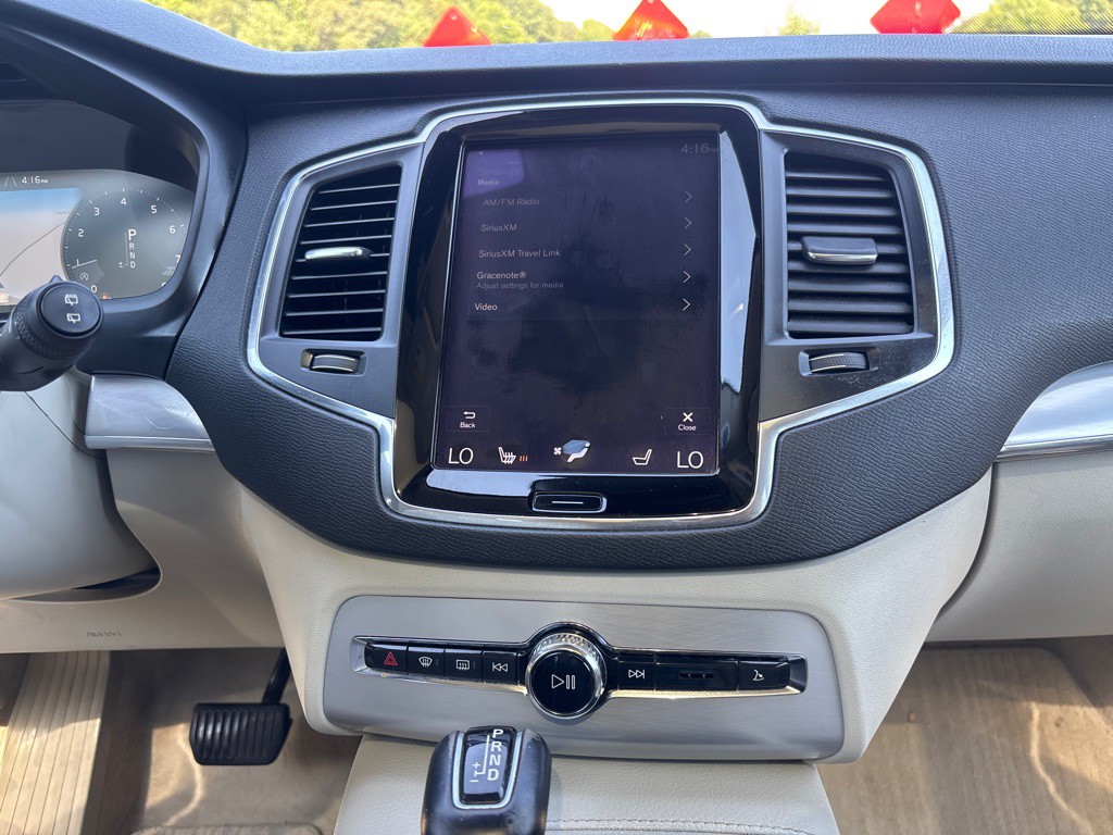 2016 Volvo XC90 Image 18