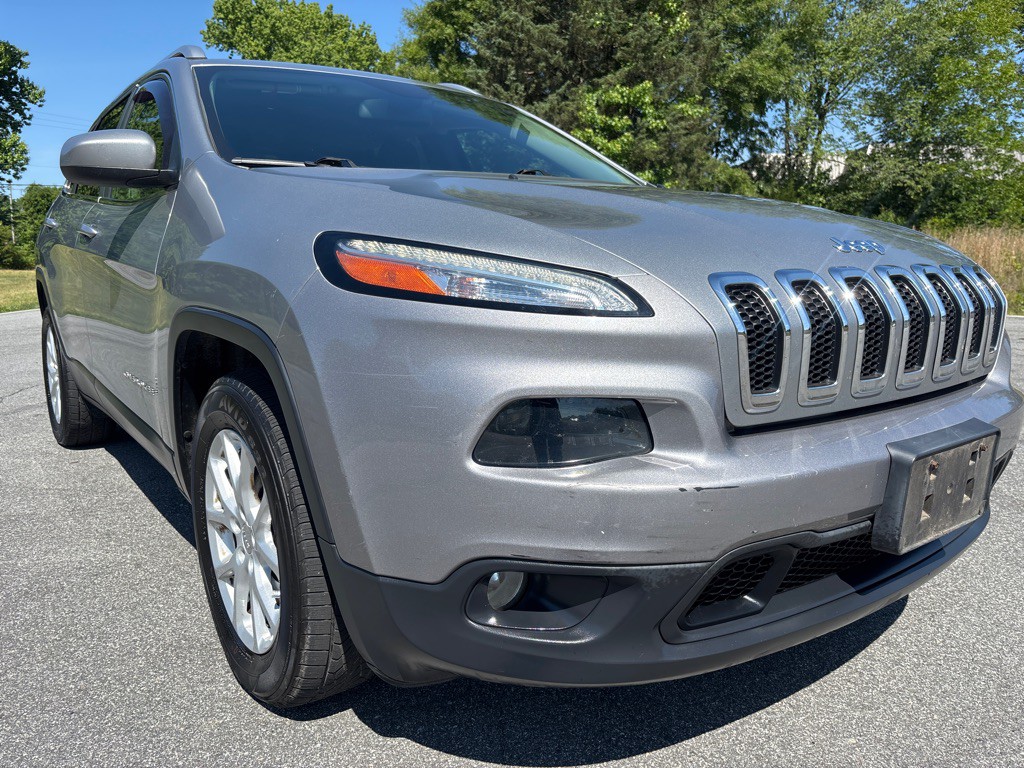 2017 Jeep Cherokee Image 7