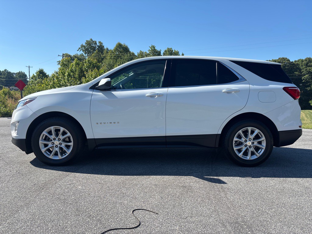 2020 Chevrolet Equinox Image 2
