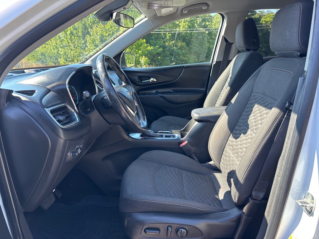 2020 Chevrolet Equinox Image 12
