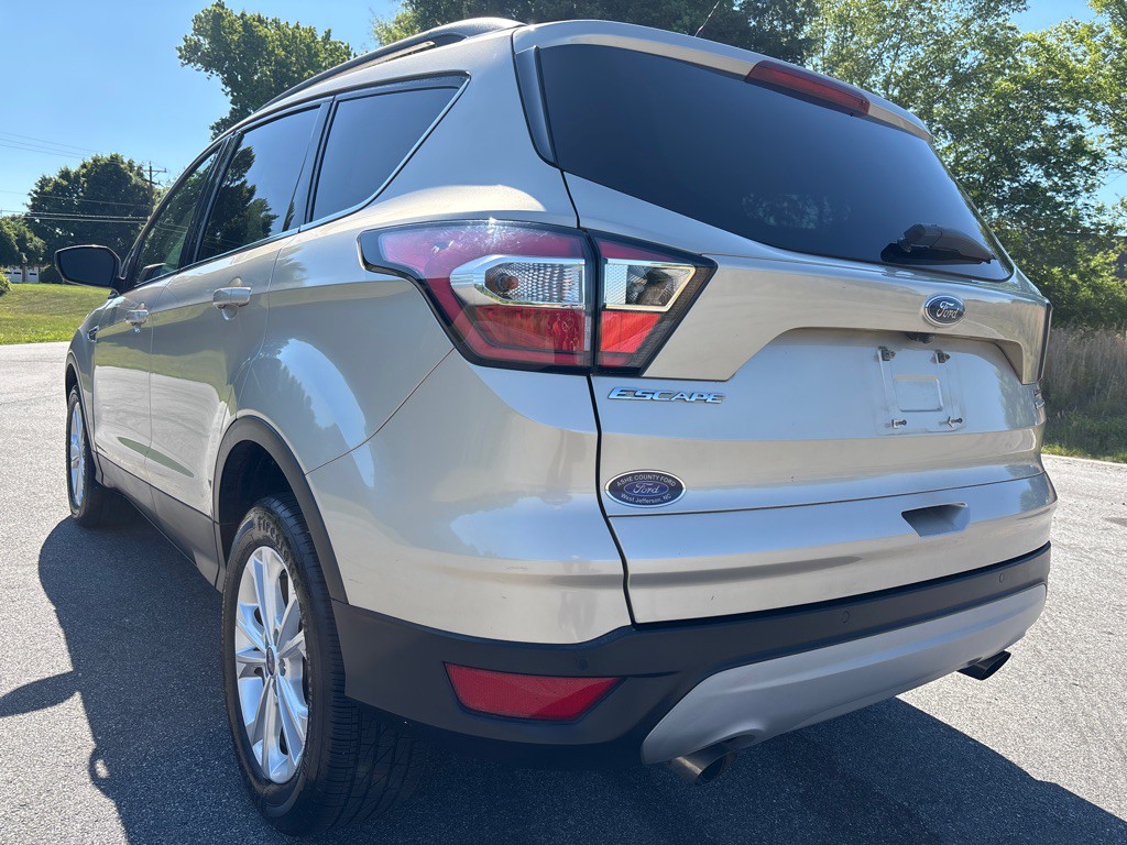 2017 Ford Escape Image 3
