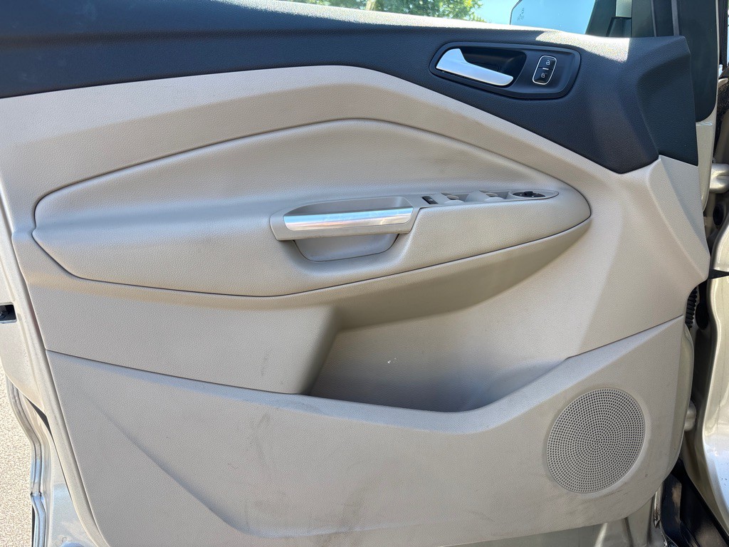 2017 Ford Escape Image 11