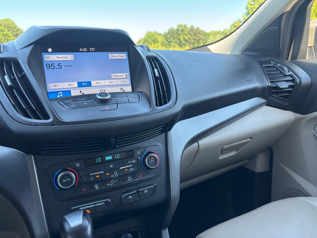 2017 Ford Escape Image 15