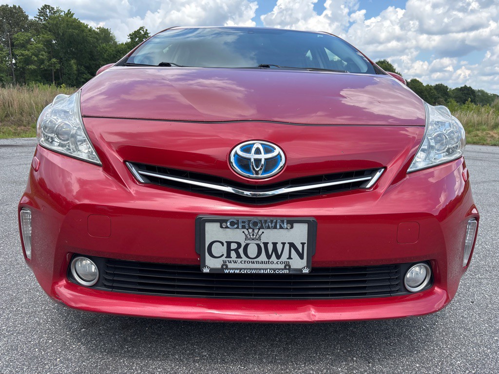 2014 Toyota Prius Image 8
