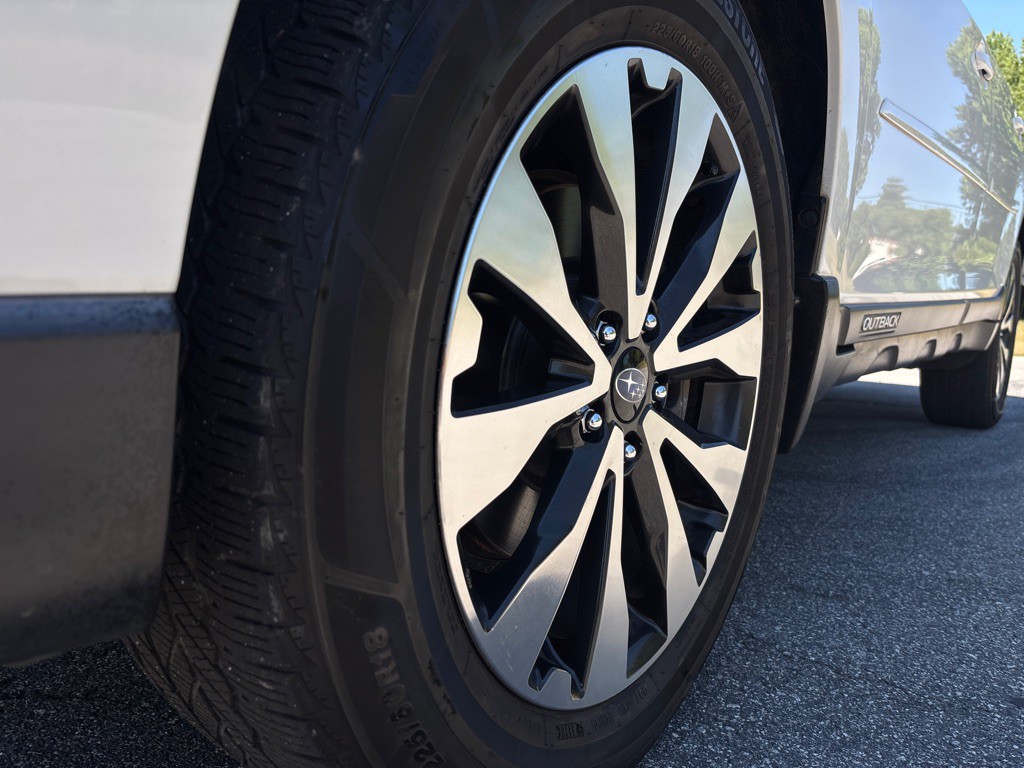 2016 Subaru Outback Image 9