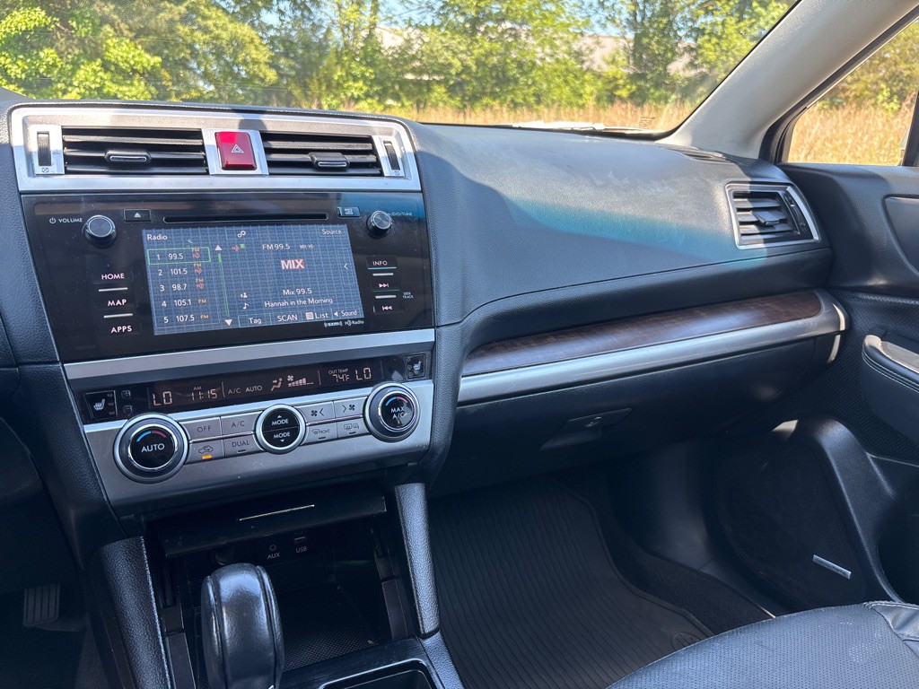 2016 Subaru Outback Image 15