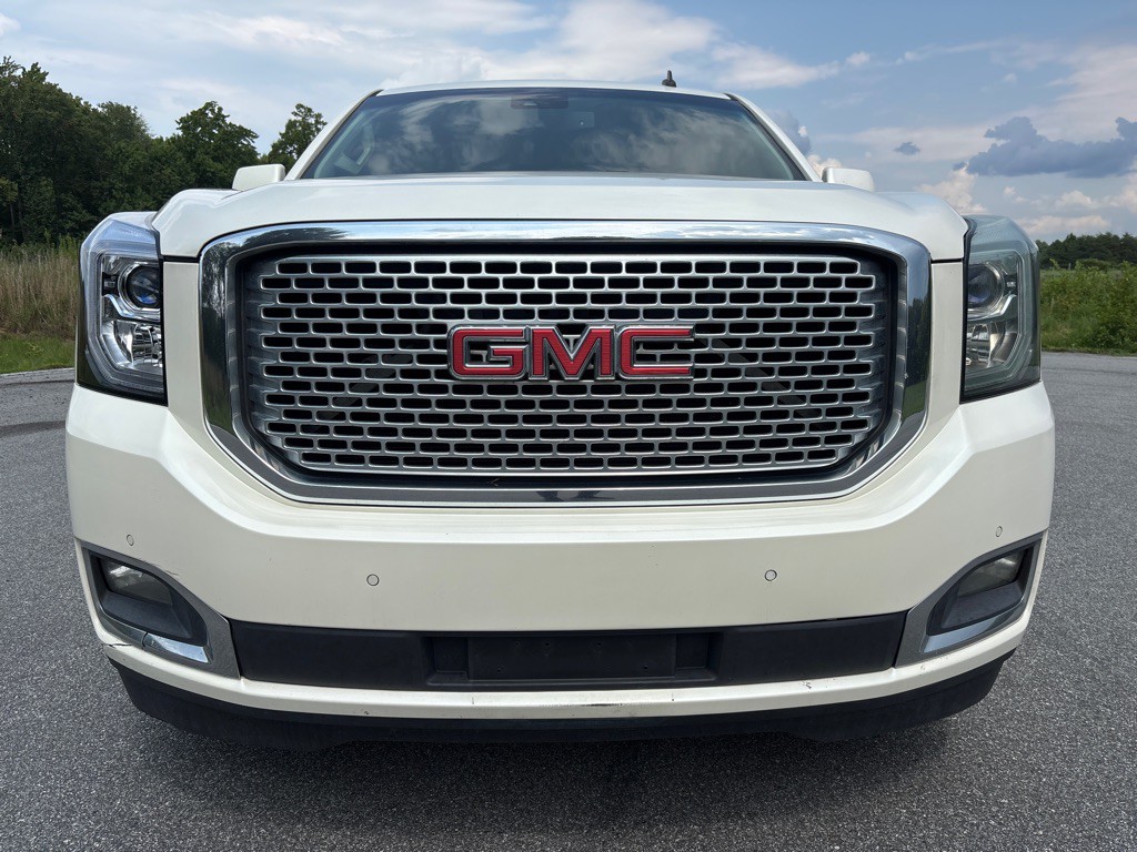 2015 GMC Yukon Image 8
