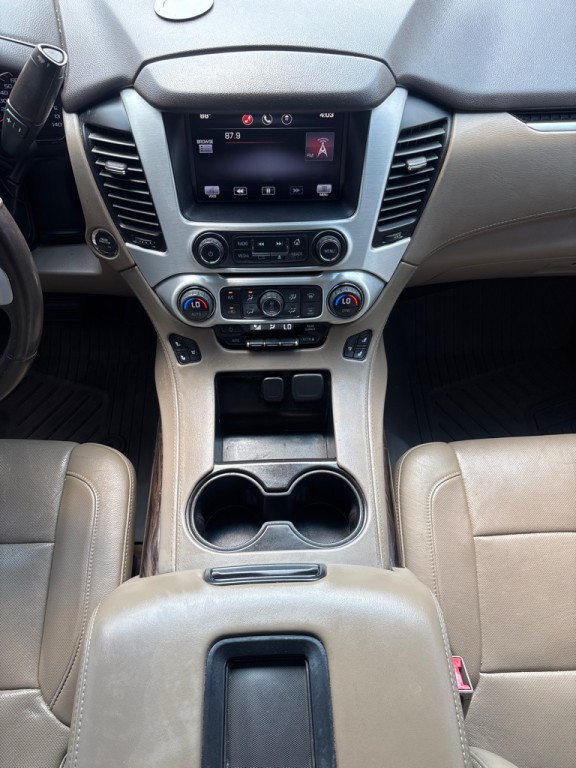 2015 GMC Yukon Image 17