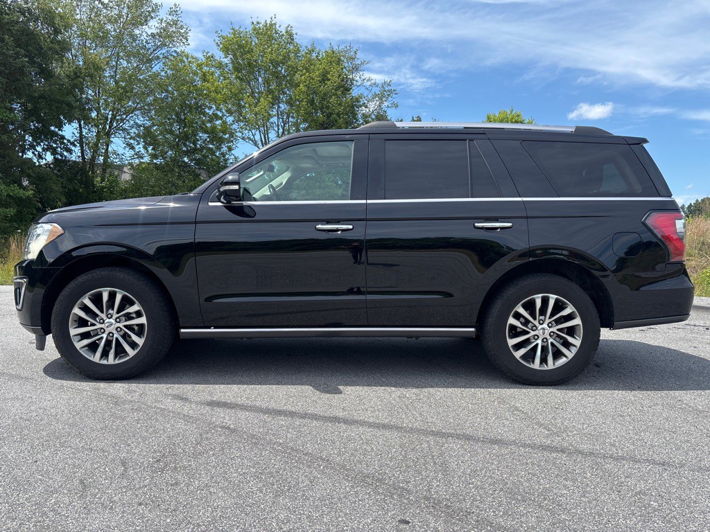 2018 Ford Expedition Image 2
