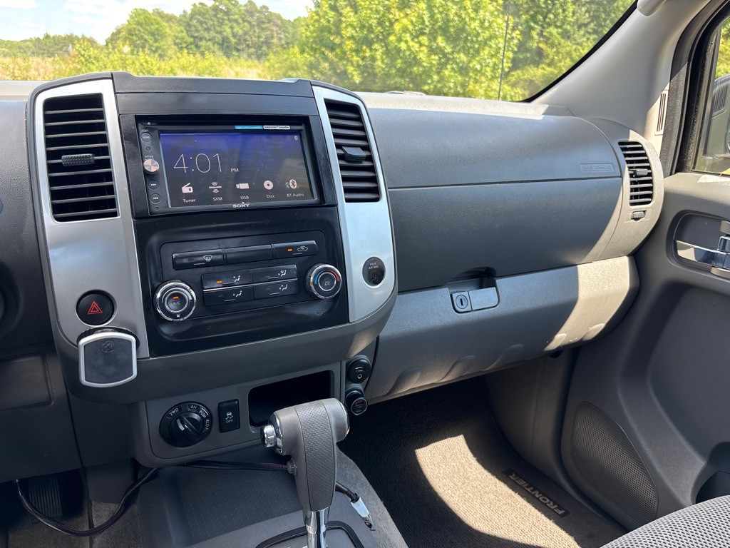 2017 Nissan Frontier Image 13