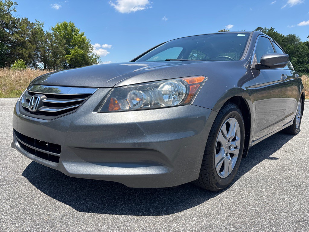 2012 Honda Accord Image 1