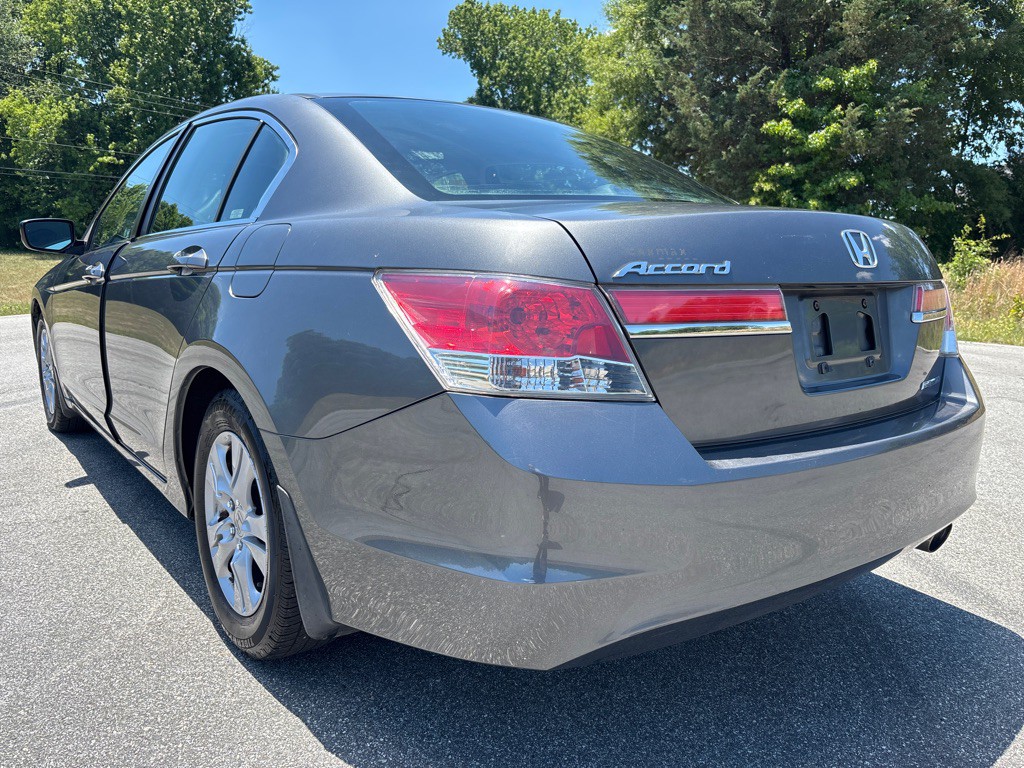 2012 Honda Accord Image 3