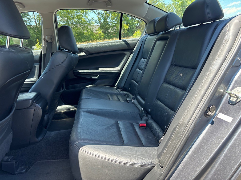 2012 Honda Accord Image 12