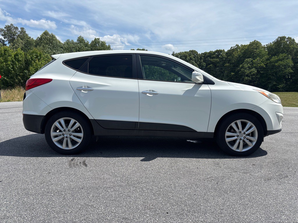 2012 Hyundai Tucson Image 6