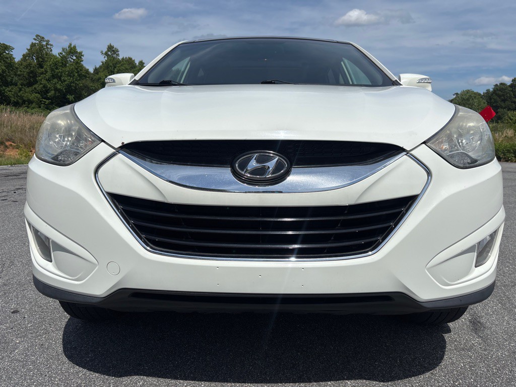 2012 Hyundai Tucson Image 8