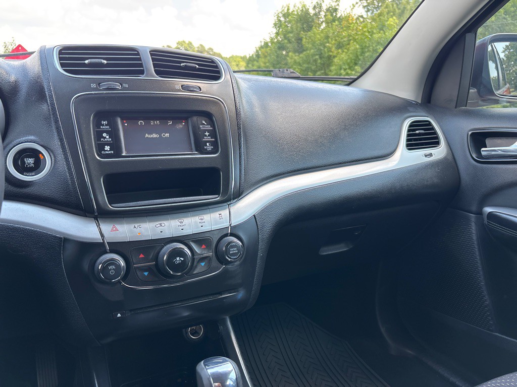 2015 Dodge Journey Image 16