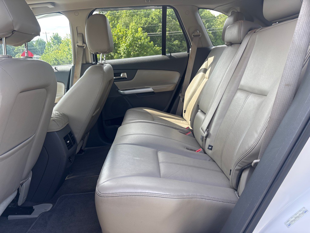2013 Ford Edge Image 13