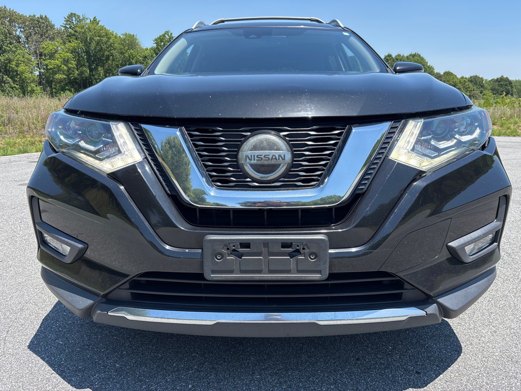 2018 Nissan Rogue Image 8