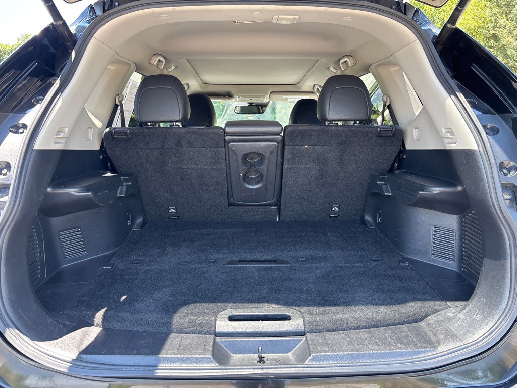 2018 Nissan Rogue Image 11
