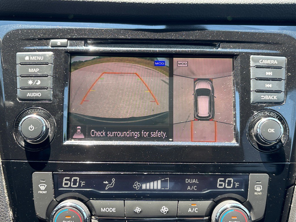 2018 Nissan Rogue Image 18